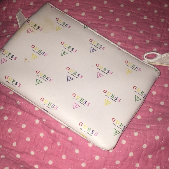 guess wallet - Picture 2 of 4